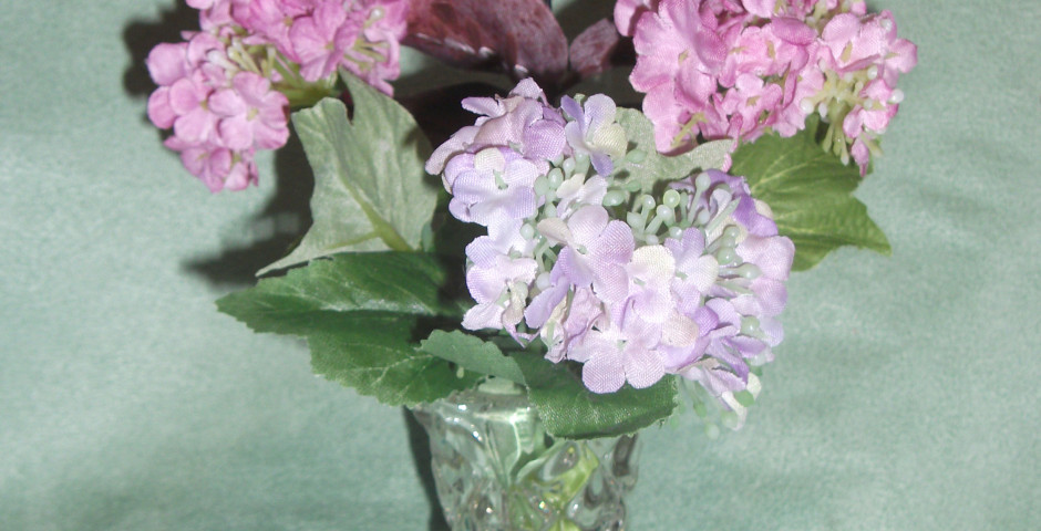 Z123 Vintage vase with lilac and pink viburnum and eucalyptus